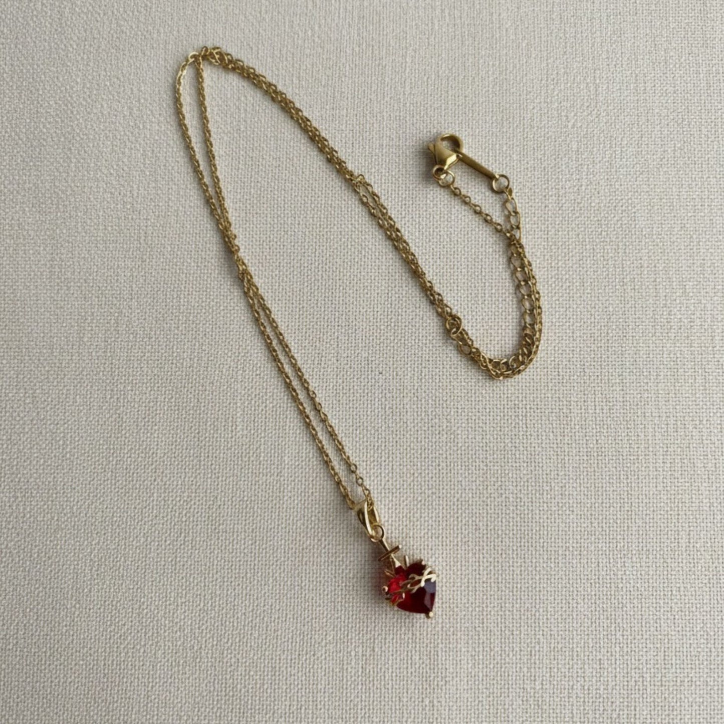 Collar corazón rojo